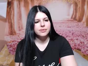 Annatrybebetter Chaturbate stream image from March 18, 2026