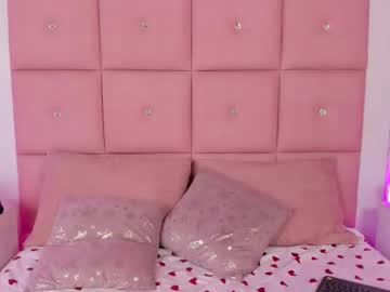 Emmacoole Chaturbate stream image from March 18, 2026