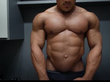 Henrimusclee Chaturbate stream image from March 18, 2026