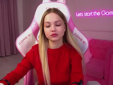 Cassiethompson Chaturbate stream image from March 18, 2026
