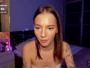 Sophiewildcat Chaturbate stream image from March 18, 2026