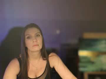 Elizzo Chaturbate stream image from March 19, 2026