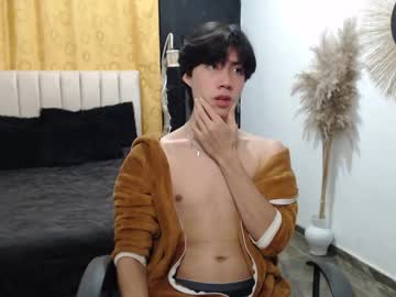 Elio_Collem Chaturbate stream image from March 19, 2026