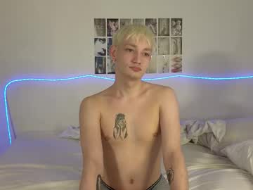 Julian_Win Chaturbate stream image from March 19, 2026