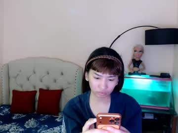 Shantalfoxxy Chaturbate stream image from March 19, 2026