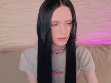 Kira_Long Chaturbate stream image from March 19, 2026
