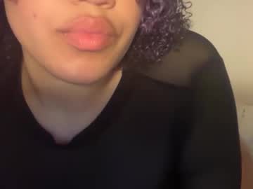 Nianocturne8 Chaturbate stream image from March 19, 2026