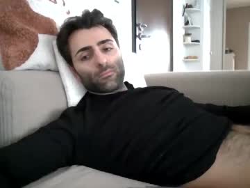 Kikkus01 Chaturbate stream image from March 19, 2026
