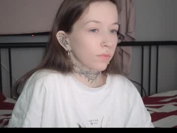 Fran_Bow Chaturbate stream image from March 19, 2026