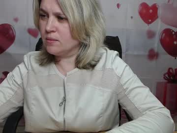 Vickyrobins Chaturbate stream image from March 19, 2026