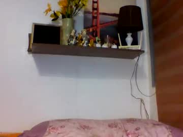 Bellaqueen69 Chaturbate stream image from March 19, 2026