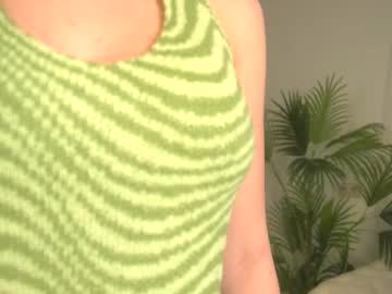 Lunaolivia_ Chaturbate stream image from March 19, 2026