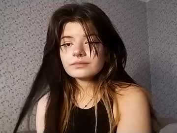 Deannemillener Chaturbate stream image from March 19, 2026