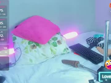 Haileystonei Chaturbate stream image from March 19, 2026