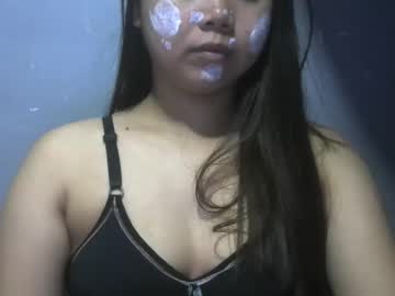 Maxiesweet Chaturbate stream image from March 19, 2026