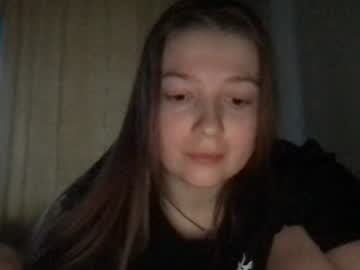Thecrystal Chaturbate stream image from March 19, 2026