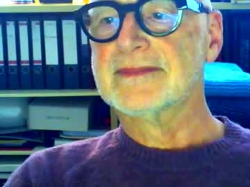 Etonne Chaturbate stream image from March 19, 2026