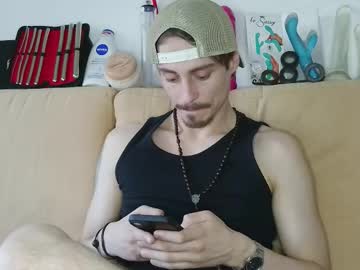 Scaleslayer Chaturbate stream image from March 19, 2026