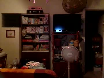 Misskittin90210 Chaturbate stream image from March 19, 2026