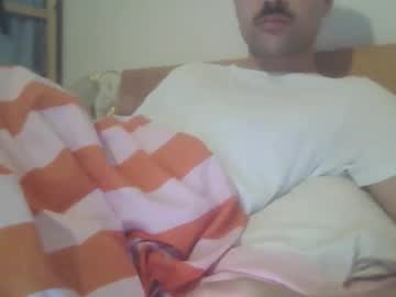 Simml98 Chaturbate stream image from March 19, 2026