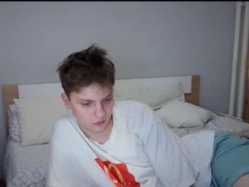 Kvara328832 Chaturbate stream image from March 19, 2026