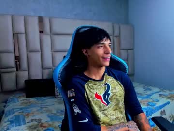 Croy_Myer Chaturbate stream image from March 19, 2026