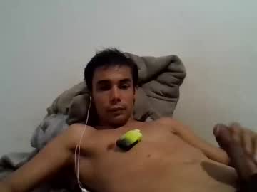 Surfblz Chaturbate stream image from March 20, 2026