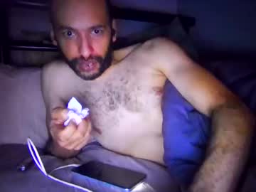 Majorb121 Chaturbate stream image from March 20, 2026