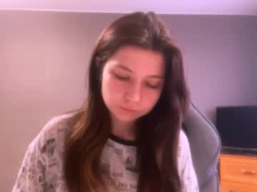 Kymberlychimes Chaturbate stream image from March 20, 2026