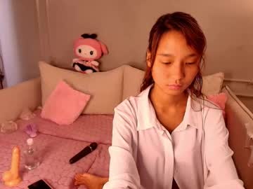 Lihnpham Chaturbate stream image from March 20, 2026