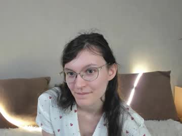 Kelsirabenold Chaturbate stream image from March 20, 2026