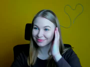 Emilia_Ilia Chaturbate stream image from March 20, 2026