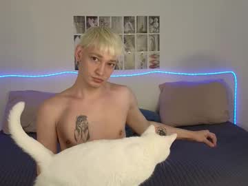 Julian_Win Chaturbate stream image from March 20, 2026