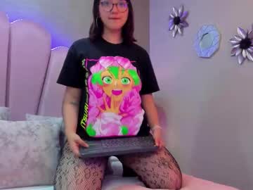 Lilithbluum Chaturbate stream image from March 20, 2026