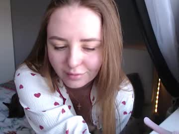 Reysiri Chaturbate stream image from March 20, 2026