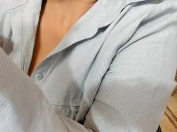 Katherine_Blair Chaturbate stream image from March 20, 2026