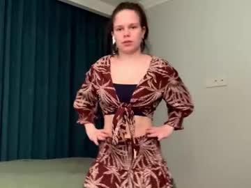 Maddieuebersax Chaturbate stream image from March 20, 2026