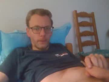 Bernie484237 Chaturbate stream image from March 20, 2026