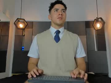 Liamnovak Chaturbate stream image from March 20, 2026