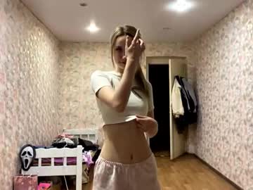 Milaarcilla Chaturbate stream image from March 20, 2026