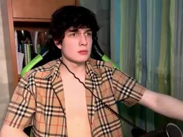Denbunnyy Chaturbate stream image from March 20, 2026