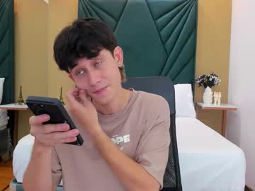 Michaeel_Blue Chaturbate stream image from March 20, 2026