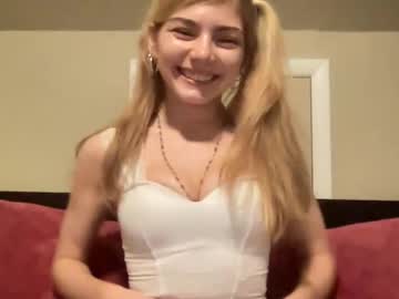 Rosemetal Chaturbate stream image from March 20, 2026