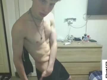 Sluttsavage Chaturbate stream image from March 20, 2026