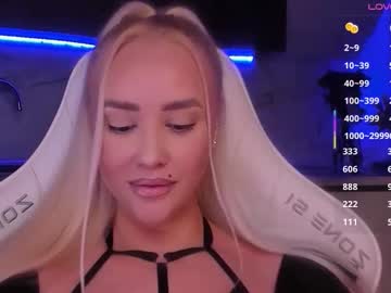 Blond_Diamond Chaturbate stream image from March 20, 2026