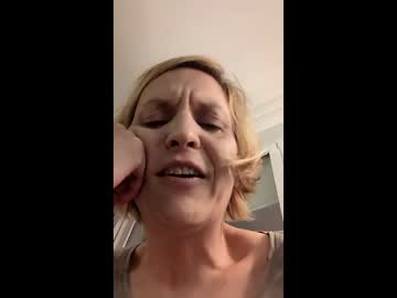 Queerbi Chaturbate stream image from March 21, 2026