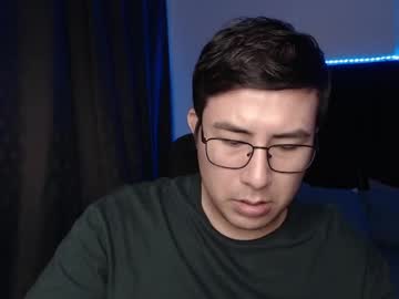 Andrewmhilton_ Chaturbate stream image from March 21, 2026