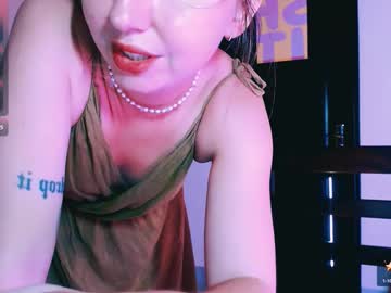 Riri_Rich Chaturbate stream image from March 21, 2026