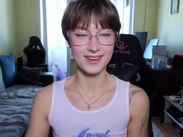Elsaangel Chaturbate stream image from March 21, 2026