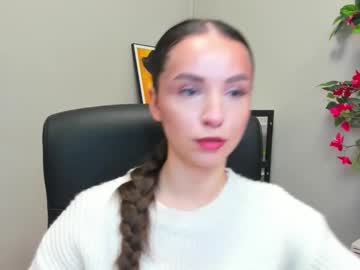 Desirelayla Chaturbate stream image from March 21, 2026